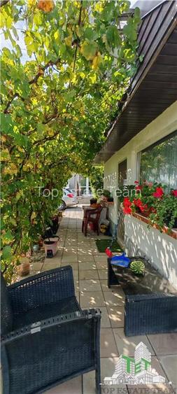 Ferma 3,3ha, din care 2,5ha intravilan, vila 7 camere, D+P+E+M, casa pentru munc - 4