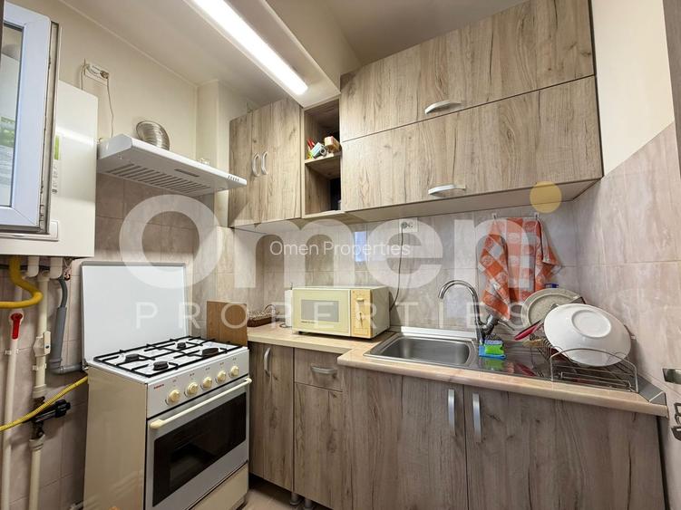 Garsoniera renovata cu balcon, etaj 4 cu acoperis, zona Garii - 4