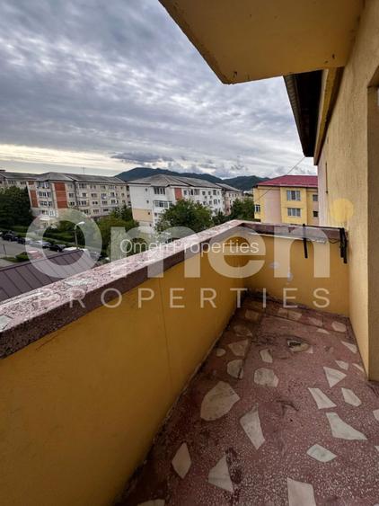 Apartament 2 camere, balcon, garaj - Baia Mare - 8