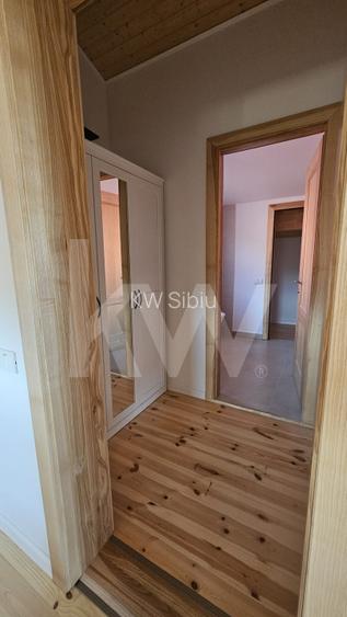 Casa moderna de inchiriat, cu garaj generos – Tocile, Sadu - 14