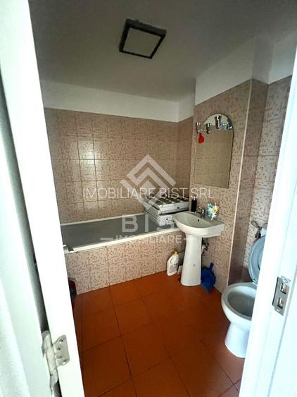 Spatiu de inchiriat  -  Andrei Muresanu - 4