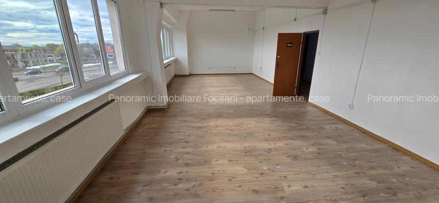 Spatiu de birouri, cabinete medicale, clinici, etc. - 18