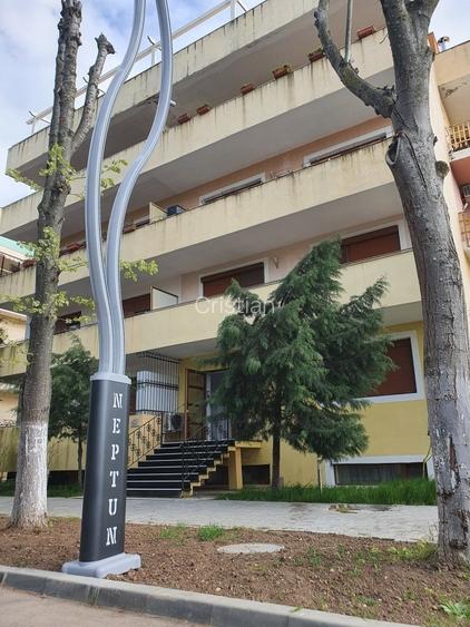 Apartament de vacanta, bloc nou, parter inalt, 2 camere, mobilat-utilat, Neptun. - 2
