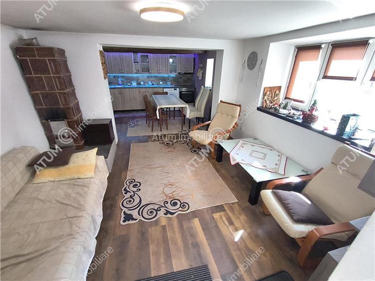 Casa renovata cu 4 camere si 2 bai in Gura Raului judet Sibiu - 5