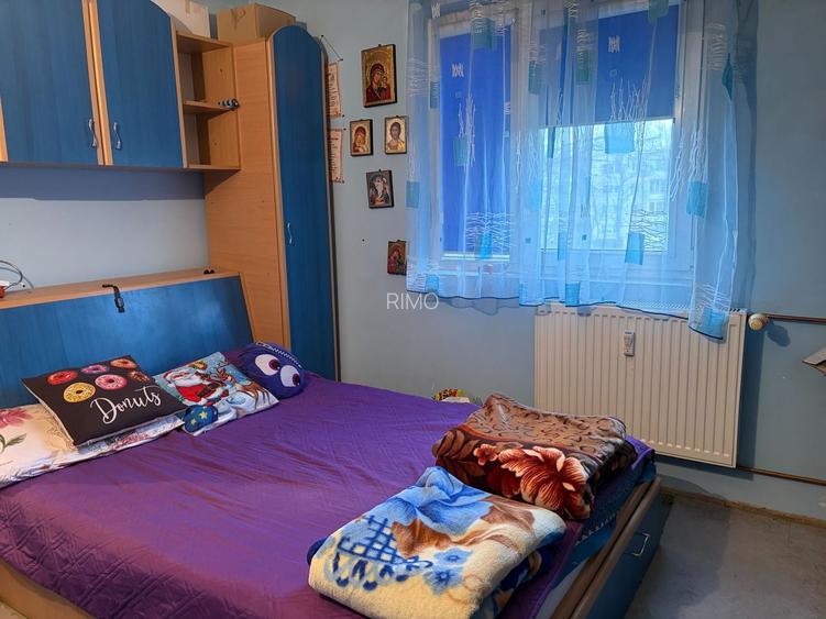 Apartament spatios cu trei camere, Brancoveanu, 80.000€ negociabil - 11