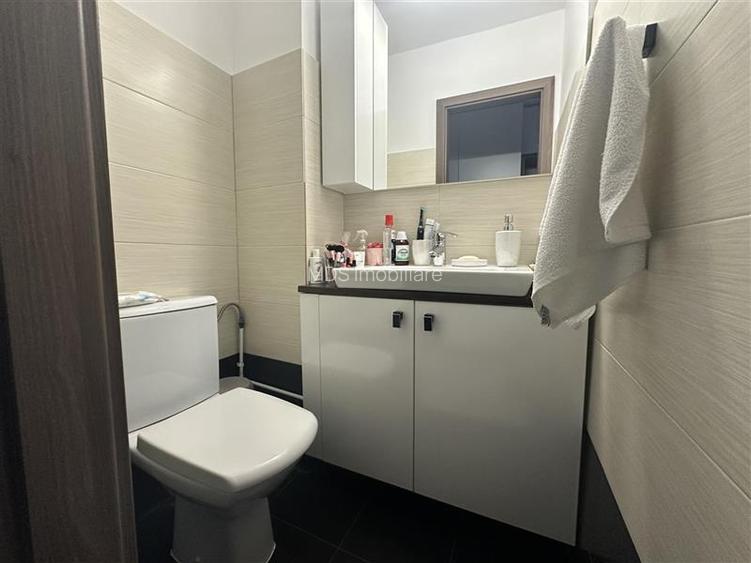 Mobilat si utilat modern lingă biserica Martirilor - 5