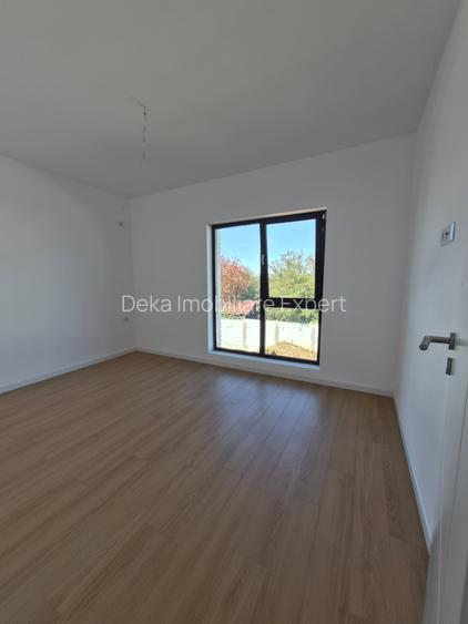 Vila Individuala 5 camere, dormitor parter LA CHEIE! - 37