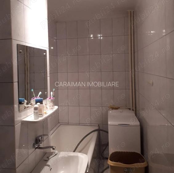 Basarabia,Mc. Donald's,metrou Costin Georgian - 4