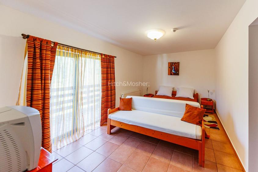 Pensiune de vanzare - Poiana Marului - Comision 0% - 12