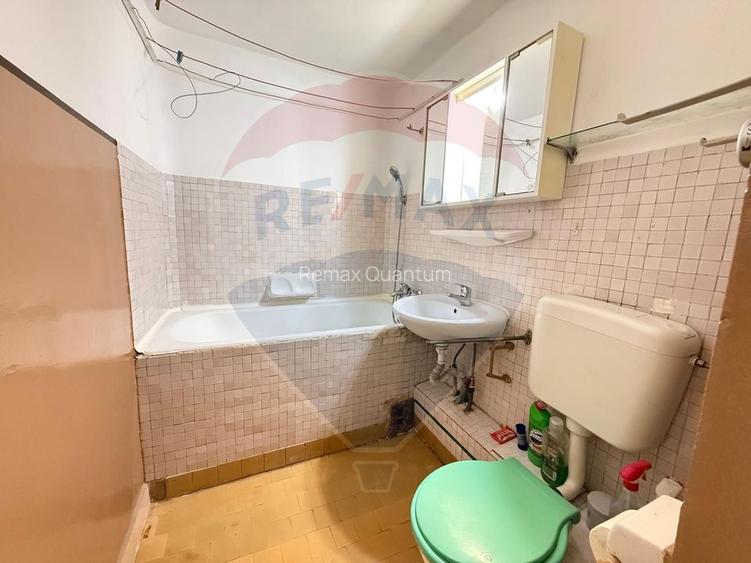 De vânzare apartament  2 camere , Etaj  1, Str. Moldovei, Rogerius - 7