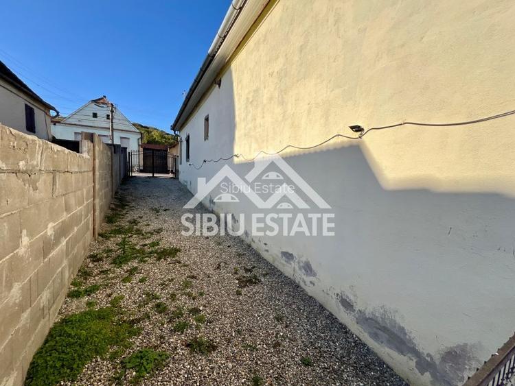 Casa moderna, spațioasa, curte generoasa pe un nivel în Sura Mare - 17