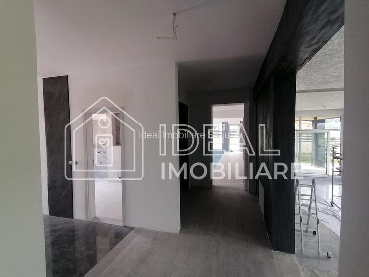 Casa  Exclusivista cu piscina si 1200 mp de teren, in Cisnadie - 15