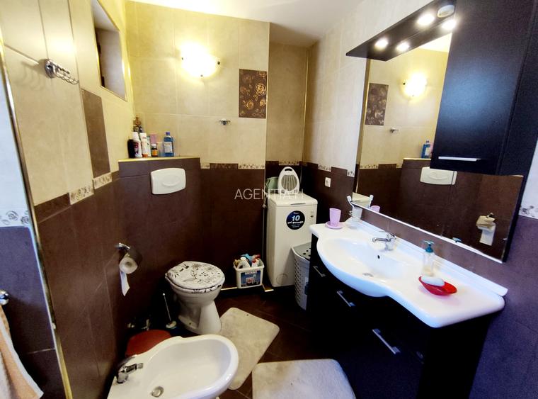 Vila P+1+M zona Militari - Pacii - str. Paralutelor constructie 2007 tip duplex - 54