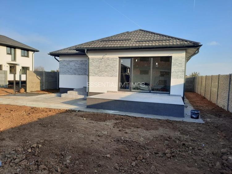 Casa pe parter de vânzare în Dragomirești Deal - 3