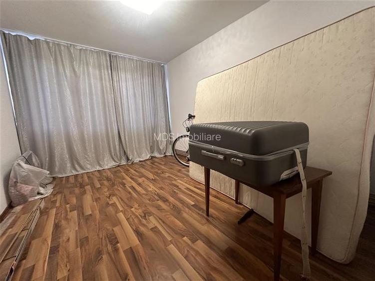 2 camere etaj 1 in bloc anvelopat - 5