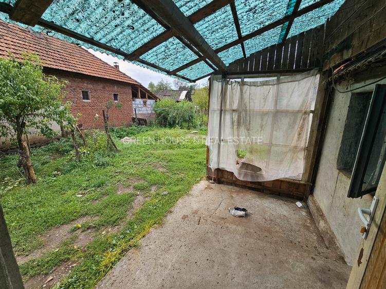 Casa curte si gradina - 7