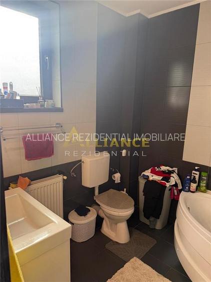 Casa tip duplex - 4 camere - 2 bai - 200mp teren - 11