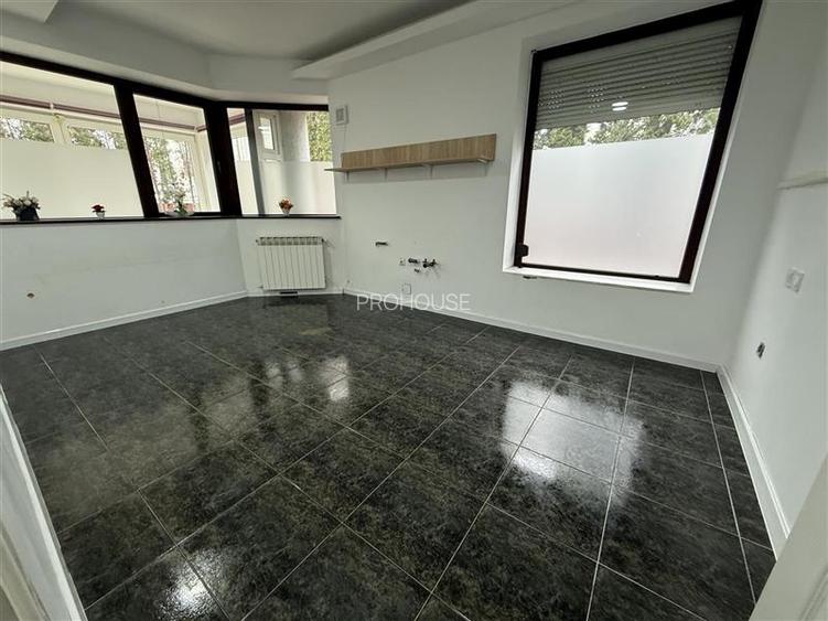 Vila de inchiriat - Ultracentral, Spatiu versatil pentru locuinta, birouri sau a - 9