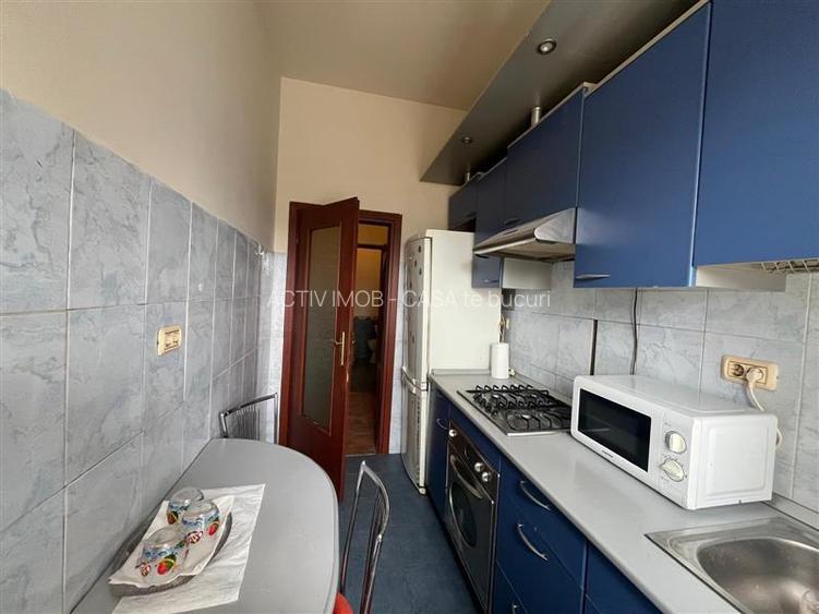 Lugoj,  Apartament, Centrul Orasului, Priveliste Superbă, 2 Cam., Dec, 79 M - 33