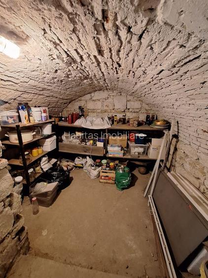 Apartament 4 camere Motilor curte cu 4 familii - 15