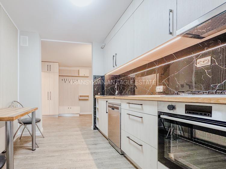 Apartament renovat decomandat|2 camere|Interservisan/Titulescu - 9