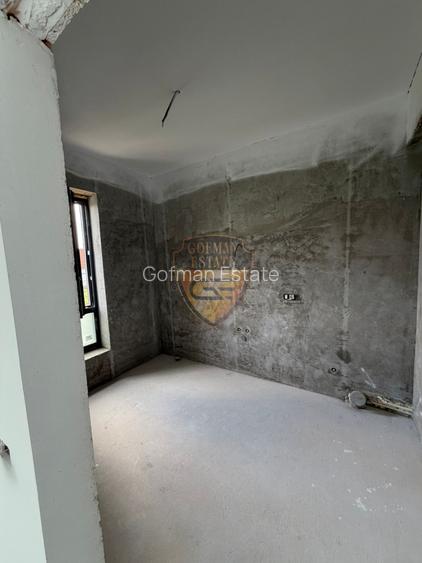 Casa de vanzare , 157 mp , Tomis Plus, terasa 15 mp, 2 locuri de parcare, teren - 13