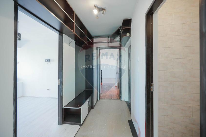 Apartament cu 3 camere de vânzare în zona Rogerius - 8