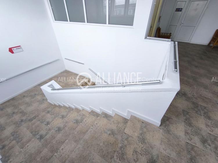 FALEZA NORD cladire multifunctionala 4600 mp cu acces din Bdul Mamaia! - 18