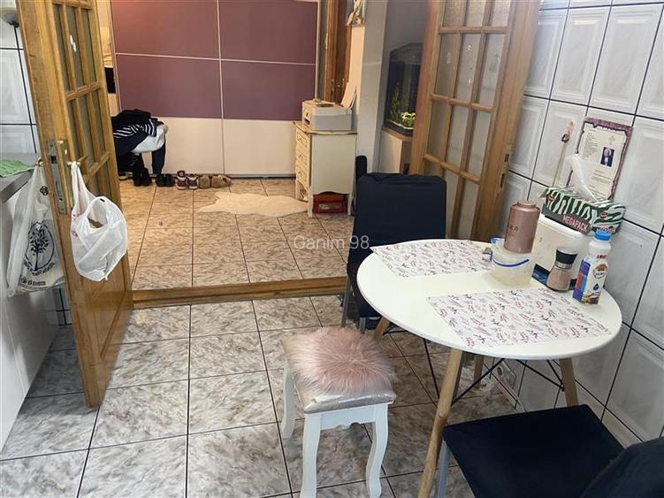 Apartament 3 camere , zona ultracentrala - Primaria Focsani , 83 mp , imbunatati - 6