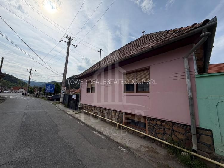 Casă de vânzare în centrul Rășinariului - COMISION 0% - 2