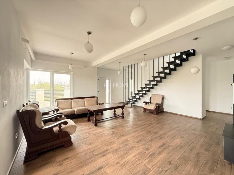 Casă individuală de vânzare în Săcălaz, suprafata totala 221 mp - 3