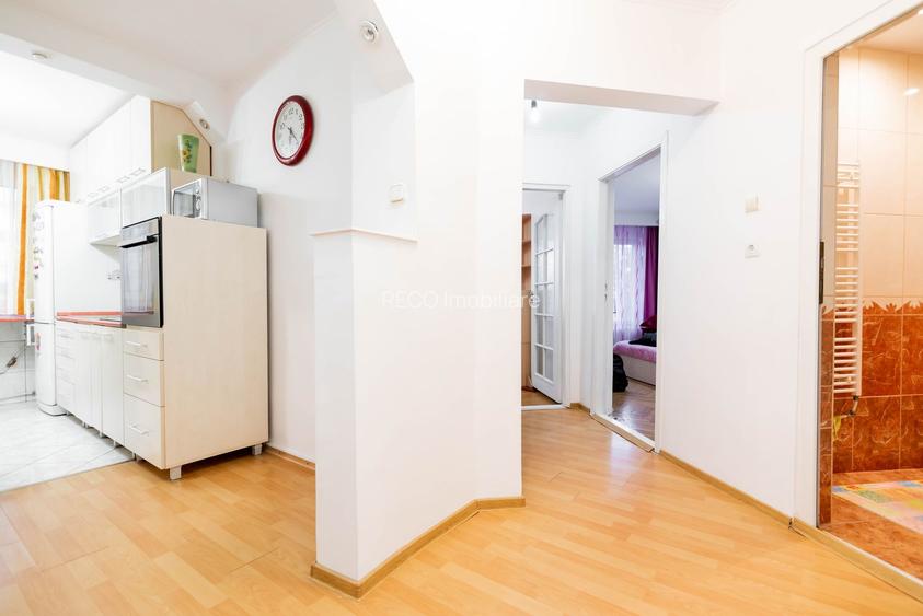 Apartament 3 camere zona Rogerius - 8