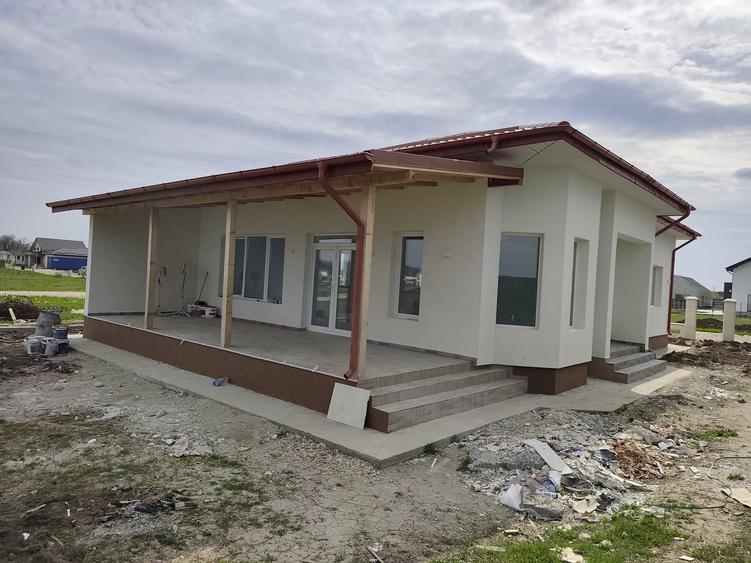 FARA COMISIOANE casa PARTER + pod placa beton cu dormitoare 20mp camera tehnica