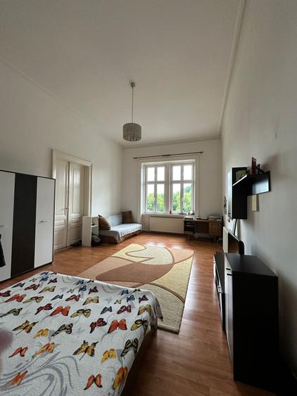 Apartament 2 camere confort sporit, pozitie deosebita zona Hotel Aro