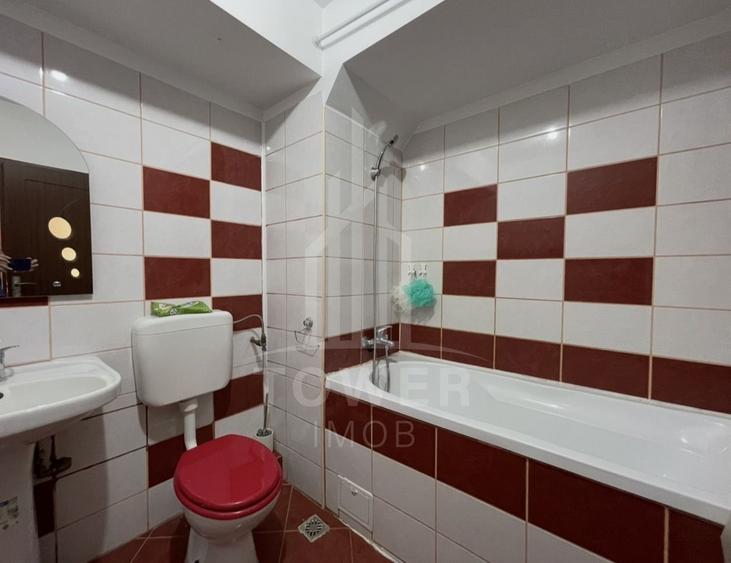 Apartament 2 camere de închiriat-zona Stefan cel mare