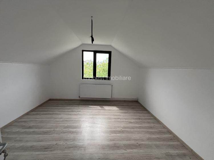 Exclusivitate! vila moderna P+M, 5 camere, Valu lui Traian! - 9
