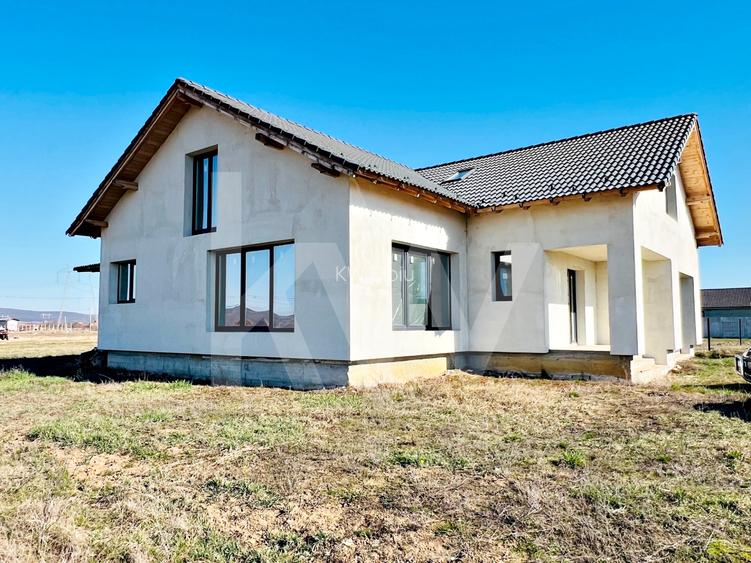 Casa unifamilială mare 5 cam, garaj, curte. Întabulată. Fughiu Oradea - 2