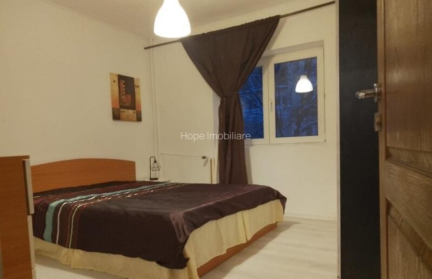 Unirii - O. Goga - Apartament 3 camere decomandat - 3