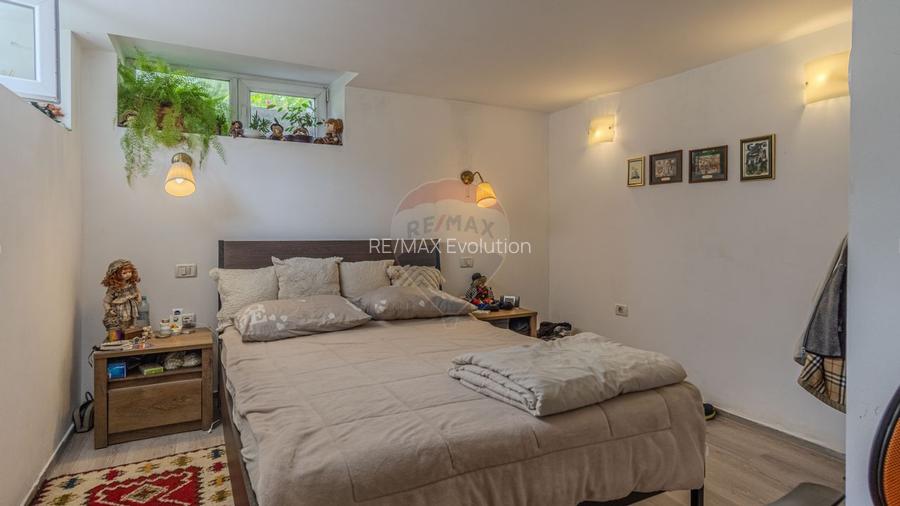 CASA cu 7 camere in inima Branului | Teren 1346mp | COMISION 0% - 3