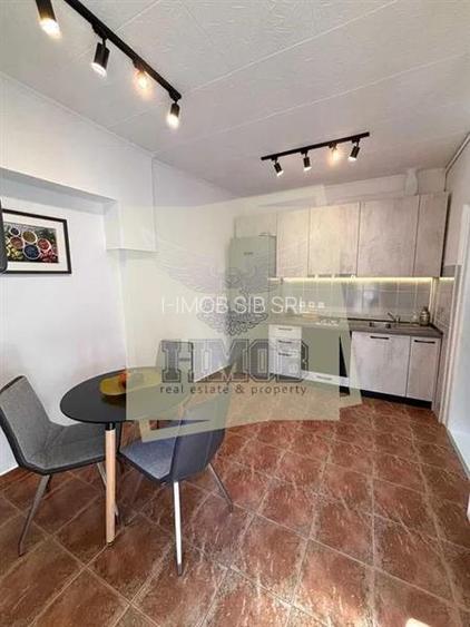 Apartament 2 camere etaj 1 zona Centrala - 5