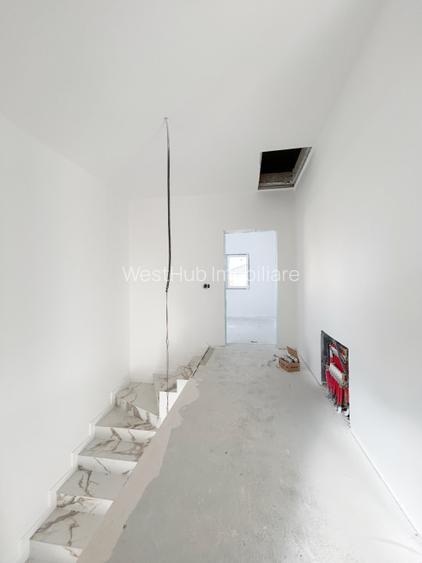 Duplex 5 camere, 128mp utili, 300mp teren in Mosnita Noua, zona ESO - 16