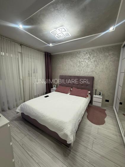 Apartament 3 camere complet renovat • Parter • Zona Comisia  Centrala - 12