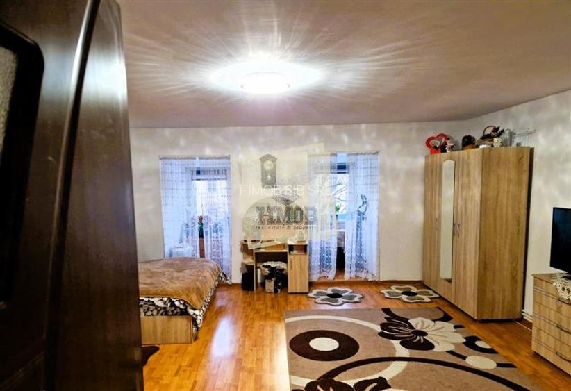 Apartament 2 camere 93 mpu si Pivnita 25 mp zona Piata Mare - 5