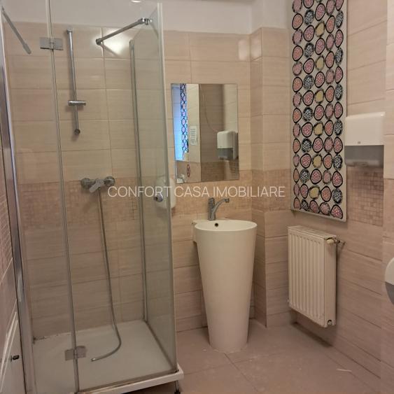 Vila individuala 370 mp + teren 180 mp, Calea Calarasilor - P-ta Muncii - 5