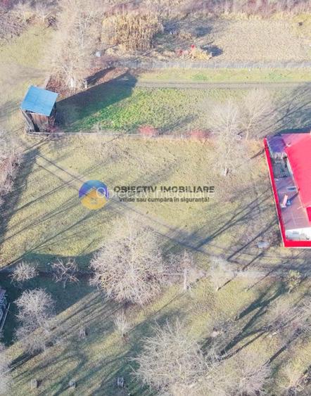 TEREN  intravilan comuna  TARCAU - STRAJA - 4