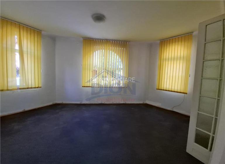 International British School - Str  Agricultori - 3