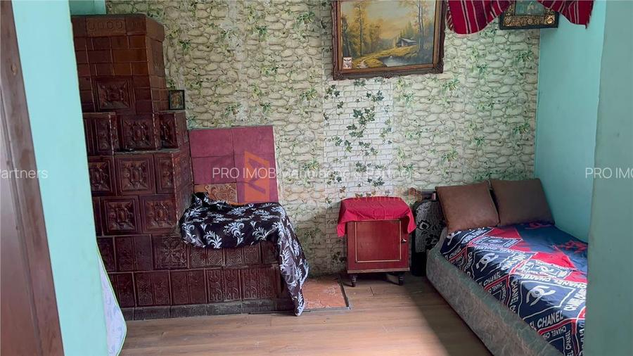 Teren intravilan+casa  zona Posta Calnau - 4