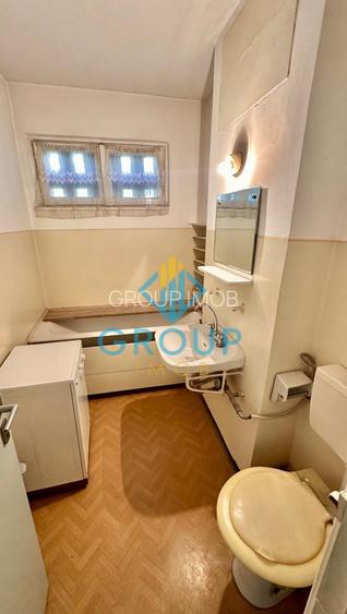De vanzare 2 camere semi-decomandate , strada Letea , Bacau , etaj 1 din 4 - 7