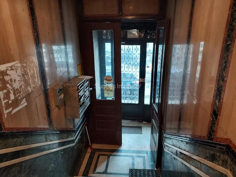 ,3 cam in vila,2 intrari,parter,PARCARE 2 -3 AUTOTURISME, - 3