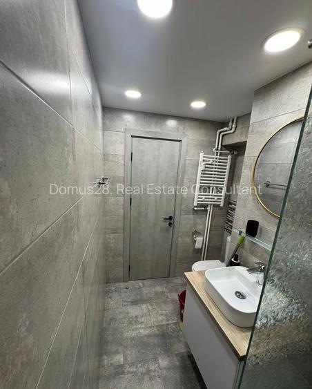 Apartament 2 camere, decomandat, Bd. Unirii - 8